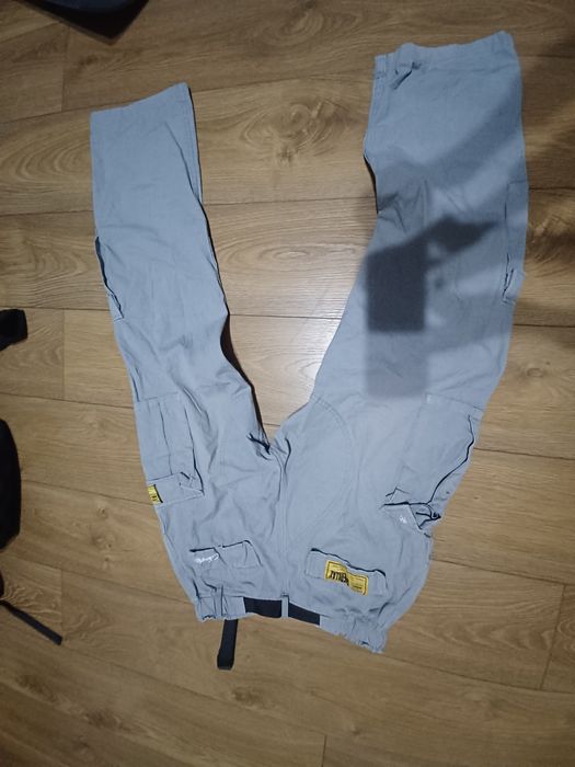 Pantaloni Corteiz guerillaz M