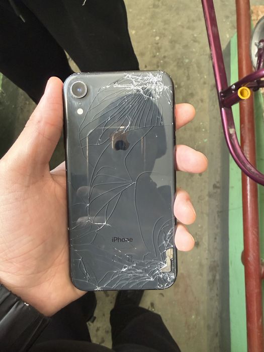 Продам или обмен айфон хр