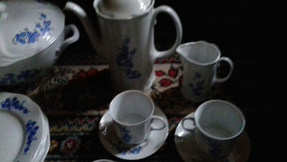 serviciu pt masa și cafea ,portelan