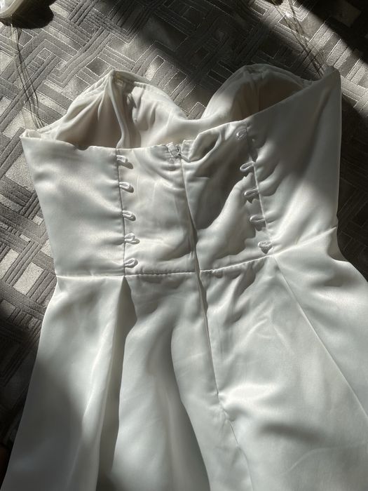 продаются платья