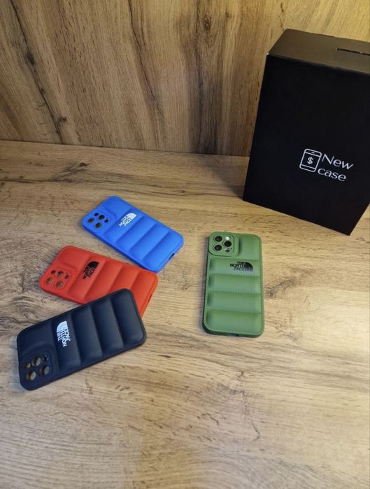 Продам чехлы на iphone
