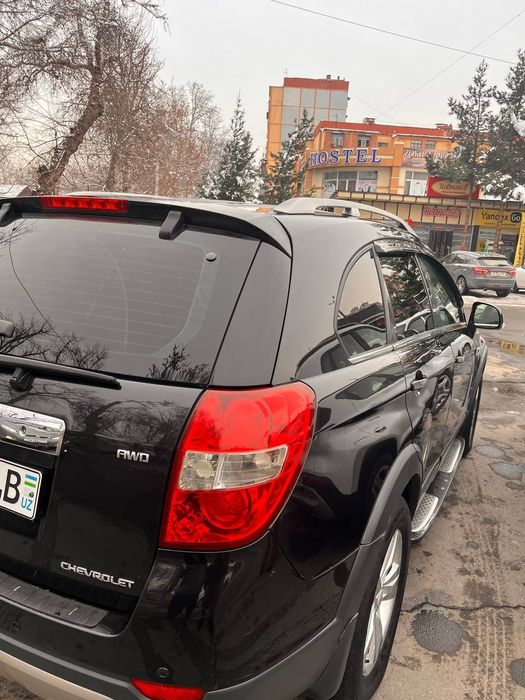 Срочна прадайотся Каптива 2011механика 2,4дви