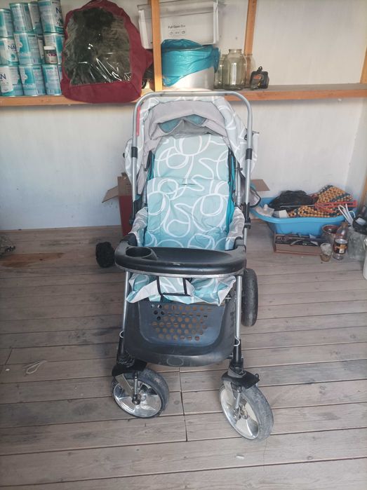 Kishkene balalalar ushin kalyaska satiladi