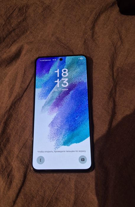 Продам S21 FE 128gb
