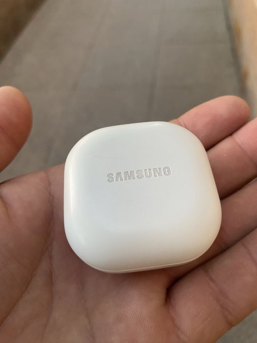 Продам наушники Galaxy Buds 2 Pro