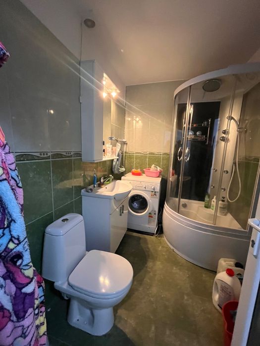 Închiriez apartament 2 camere cu centrala
