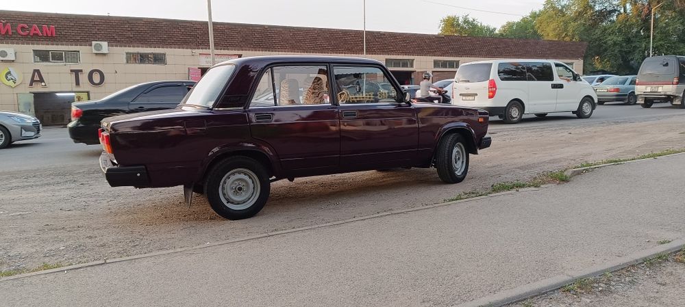 Ваз2107 в отличном состоянии