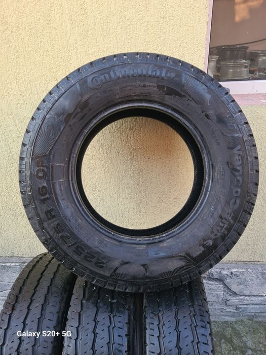 225/75 R16 CP Continental Vanco Cemper