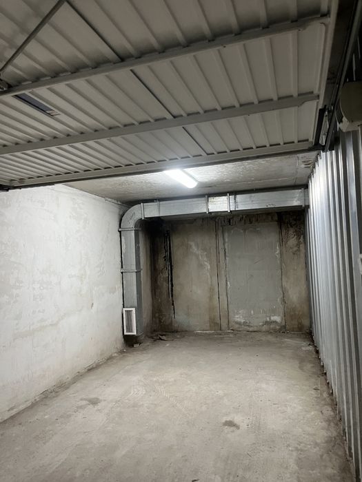 Дава се под наем Гараж / Паркомясто в София, Център - 18 кв.м за 76.5 € - Снимка #7