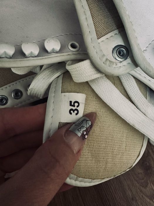 Продам коньки фигурные