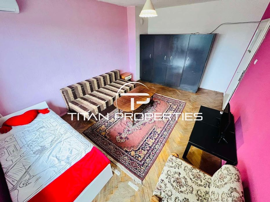 Дава се под наем Двустаен апартамент в Бургас, Славейков - 64 кв.м за 348.84 € - Снимка #1