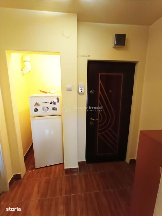 Apartament 2 cam. in Moldova Noua