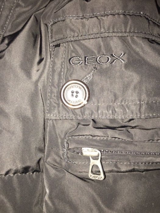 Vând geaca din puf Geox