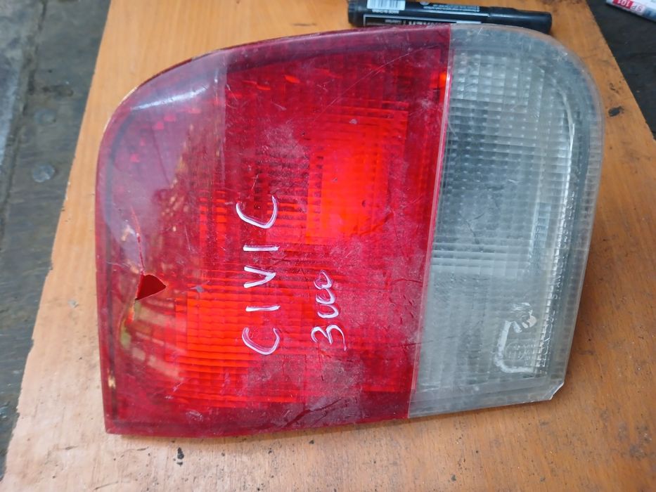 Фонарь на крышку багажника Хонда Цивик