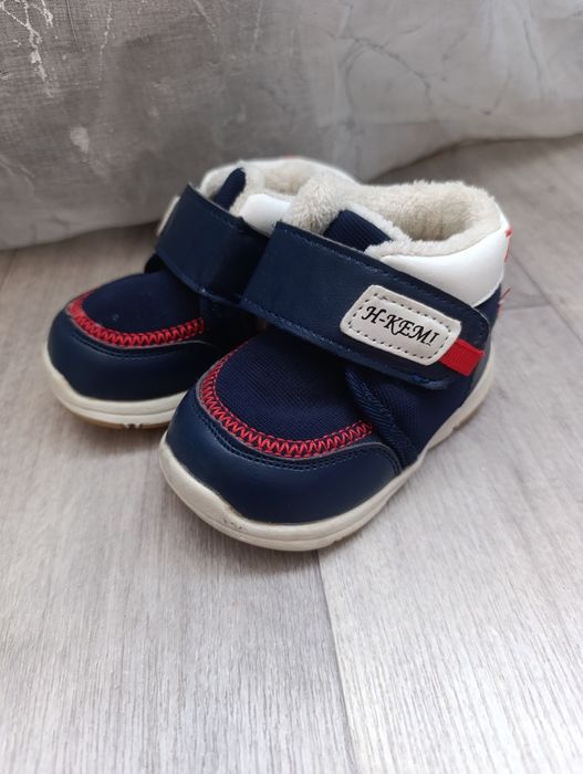 Продам ботиночки