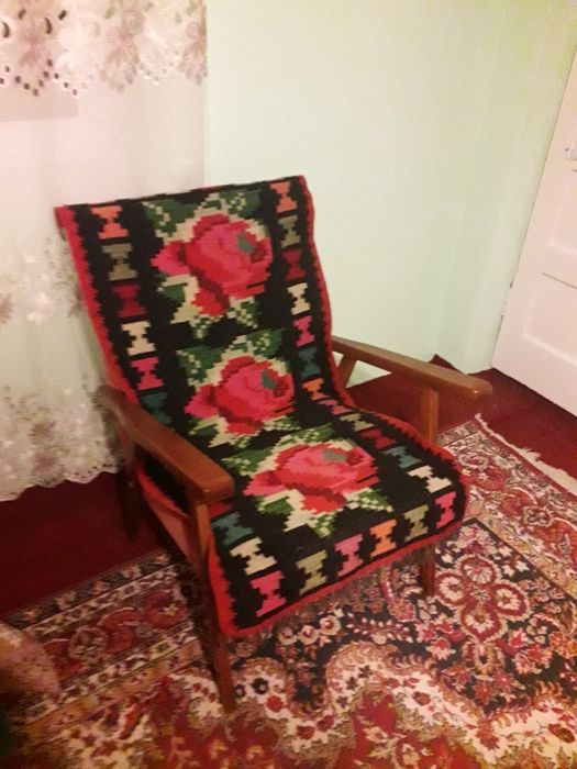 Măsuță cu fotolii