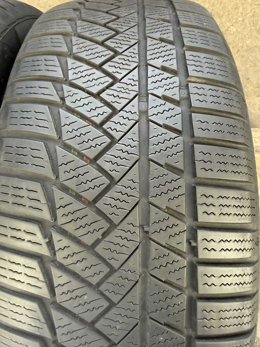 2x Anvelope iarna 225/55 r17 - Continental Winter Contact TS850P MO st