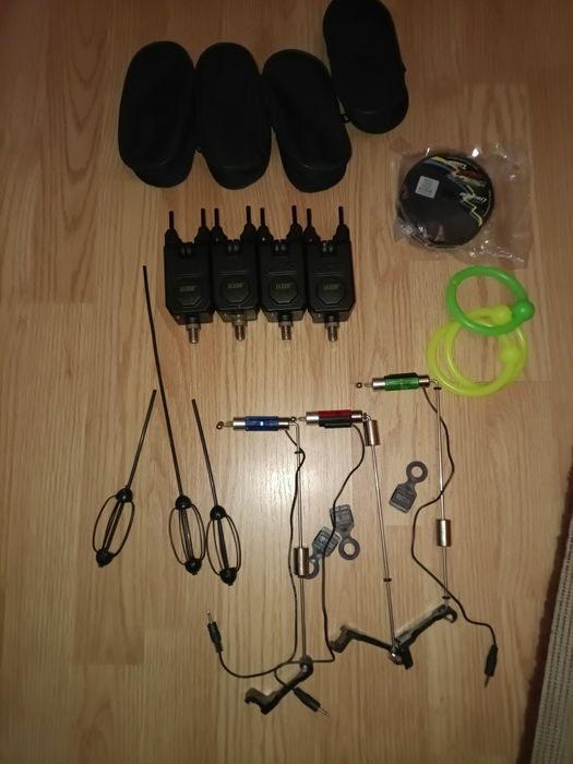 Vând echipament pescuit