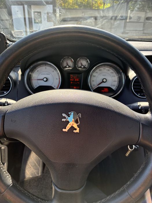 Peugeot 308 1.6 HDi 109 к.с. – 2009 г.