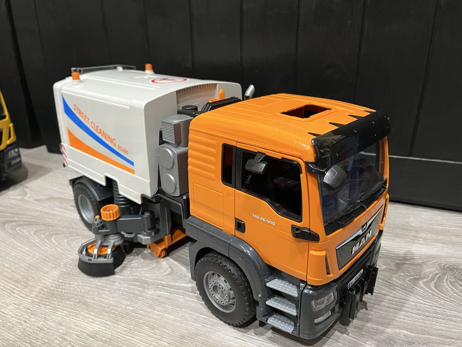 Камиони Bruder и Paw Patrol