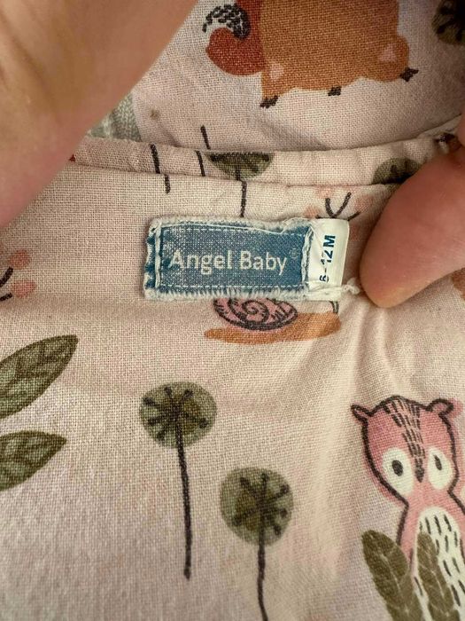 Детски дрехи на различни марки и различни размери