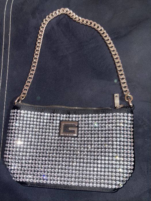 Дамска чанта guess