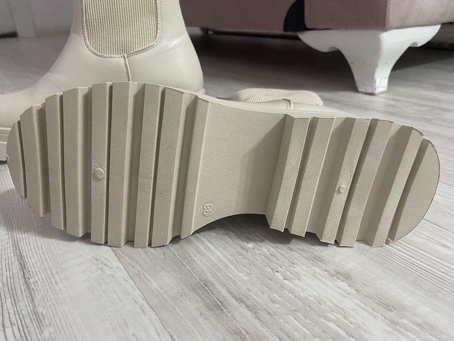 Боти с ластик