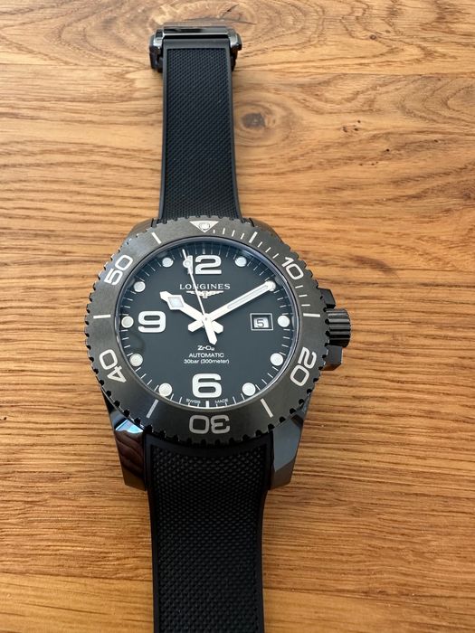 Часовник Longines Hydroconquest Black Ceramic