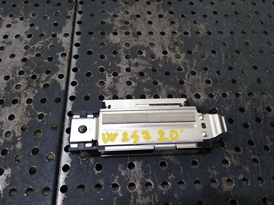 Amplificator antena mercedes b class w247 a1569050902