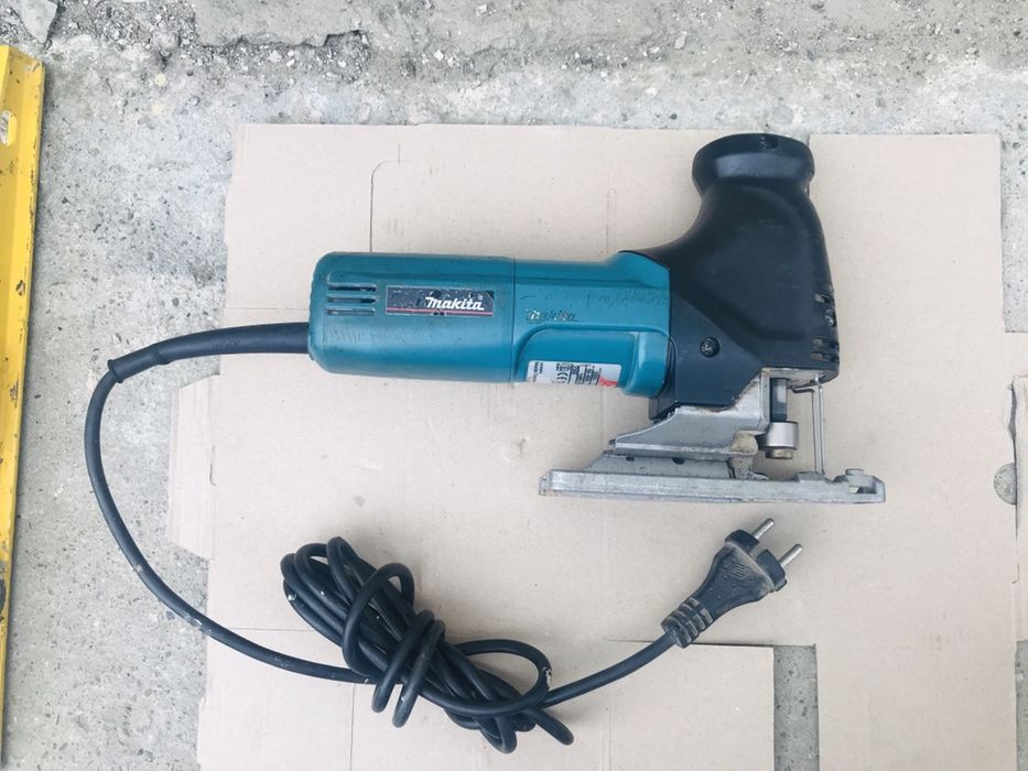 Pendular Soricel Makita 4341-CT 720w