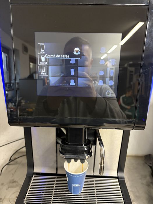 WMF 1500S ,Easy Milk,2xrasnite,1 instant si statie lapte fresh
