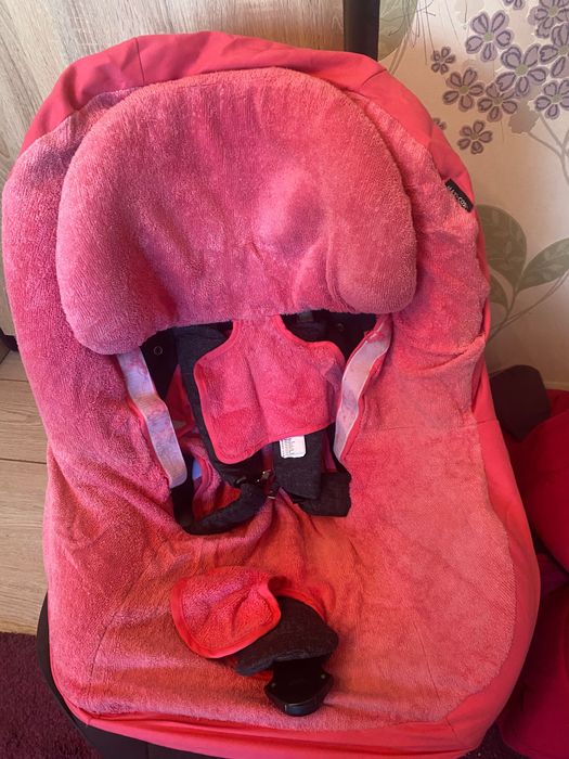 Maxi Cosi Peral  столче с изофикс и екстри