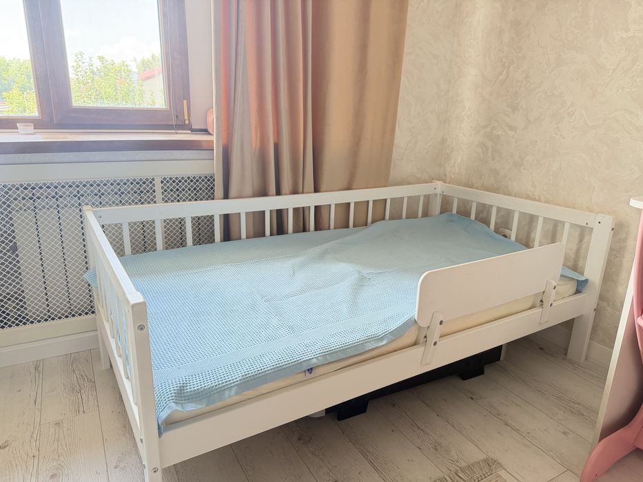 Кровать детская,
