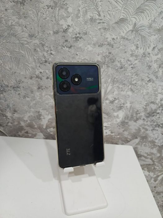 Телефон ZTE Blade A36