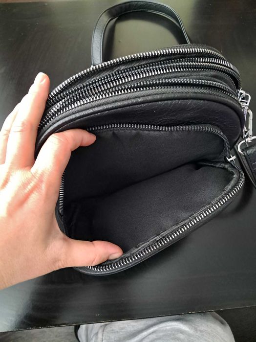 Gentuță tip borsetă,piele ecologică,nouă