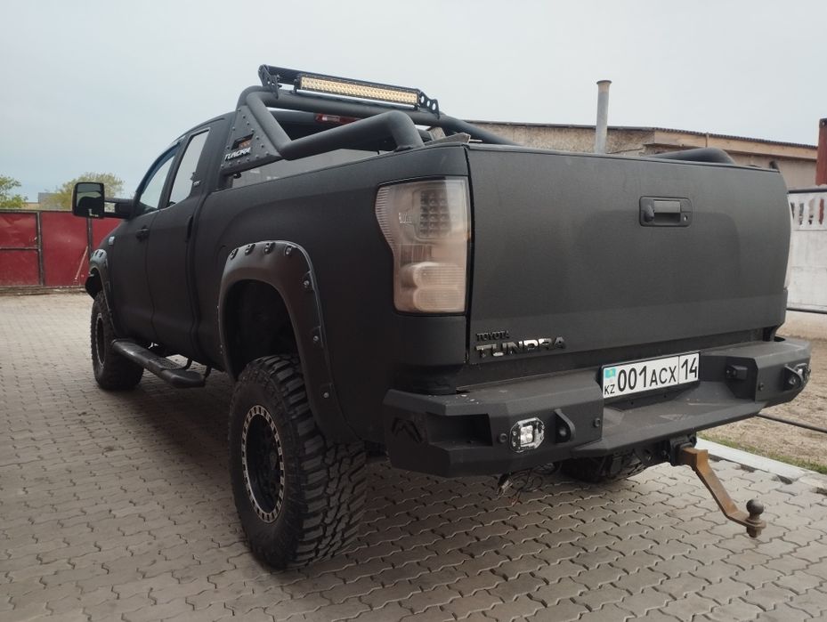 Продам Тойота тундра