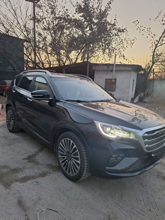Jetour x70 продам СРОЧНО