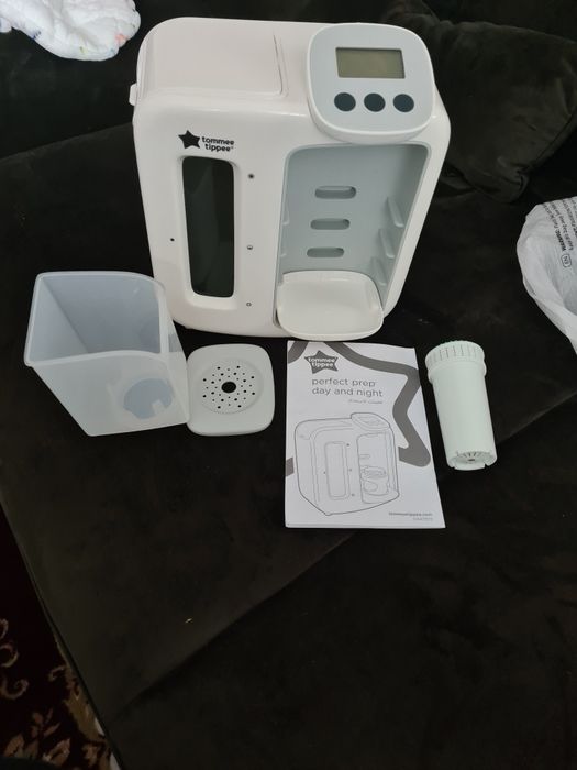 Perfect prep Tommee Tippee  Expresor de lapte 2 min