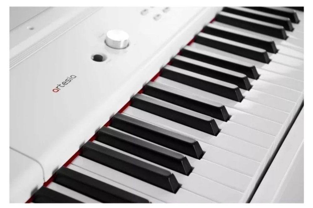 Продам цифровое пианино