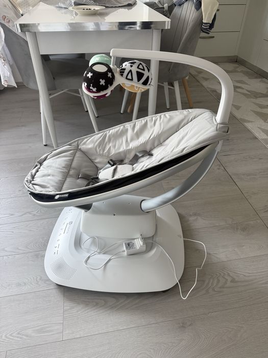 Електрическа люлка за бебе 4 Moms,чисто нова