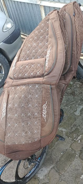 Продам передние чехлы на авто