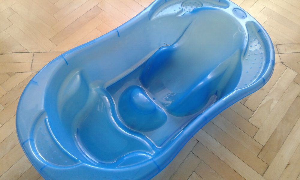 Cadă pentru nou-născut şi bebeluşi cu termometru