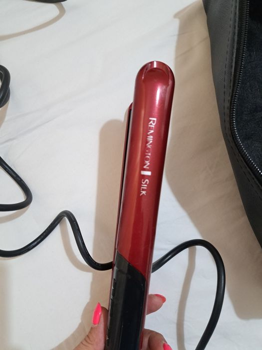 Преса за коса Remington SILK S9600