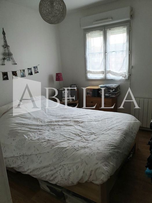 Продава се Тристаен апартамент в София, Център - 77 кв.м за 1722 €/кв.м - Снимка #5