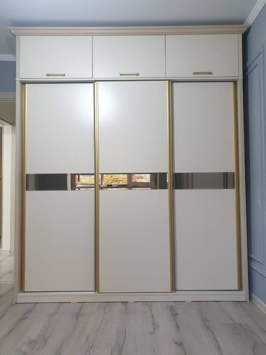 Мебель на заказ Шкаф-купе и в наличии