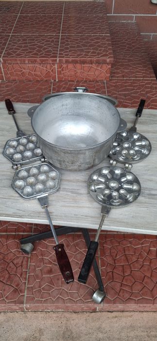 Казан,  сковорода, орешница