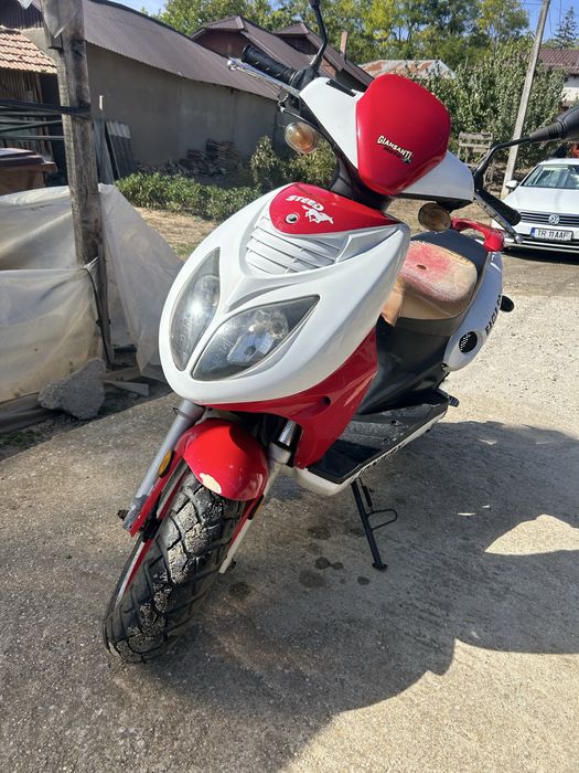Vand scuter 49cc 2t
