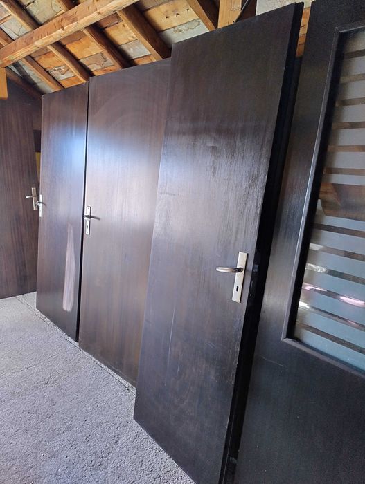 Масивни интериорни врати с каси - 5 броя