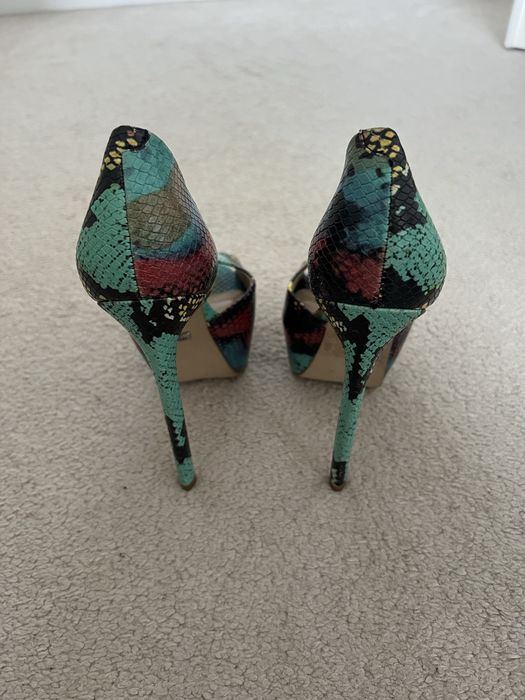 Pantofi cu toc Buffalo marimea 36