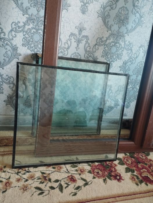 Oyna akfa engelberg oynasi 2.3smlik Holati yaxshi Tel.qilila kelishamz